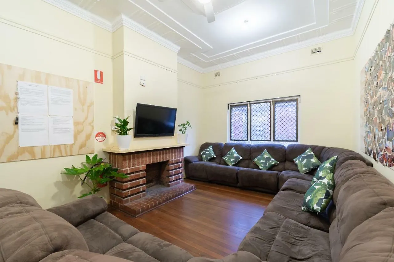 Myozexp Aberdeen Lodge Perth Australia