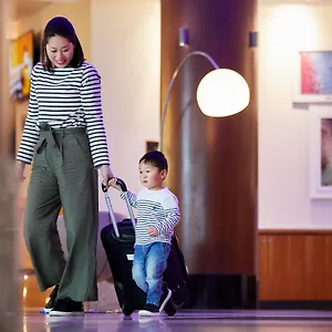 Отель Novotel Langley